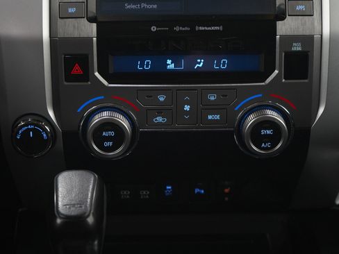 Used 2021 Toyota Tundra SR5 AWD/4WD image 19