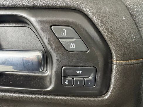 Used 2022 GMC Sierra 1500 AT4 AWD/4WD image 18