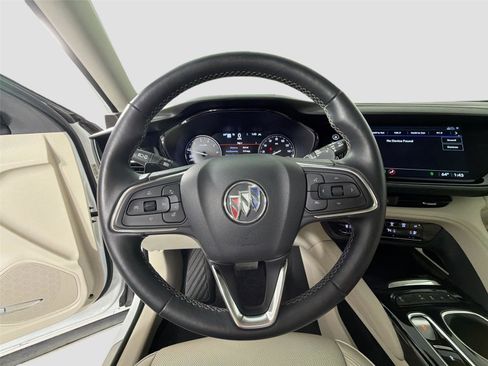 Used 2022 Buick Envision Avenir w/ Technology Package II FWD image 11