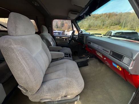 Used 1989 GMC Jimmy 4WD image 23