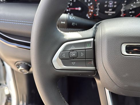 New 2026 Jeep Compass Limited image 10