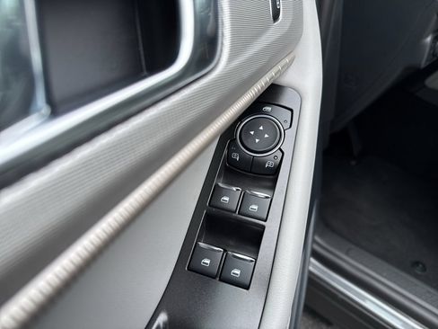 New 2026 Ford Explorer Active w/ Active Comfort Package image 23