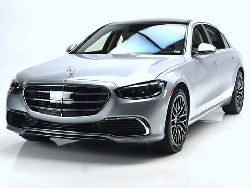 Used 2023 Mercedes-Benz S 580 4MATIC Sedan image 1