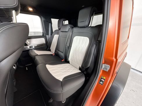 Used 2025 Mercedes-Benz G 63 AMG 4MATIC image 19