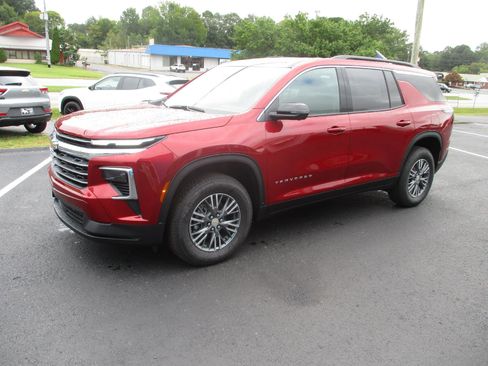 New 2026 Chevrolet Traverse LT w/ Driver Confidence Package image 7