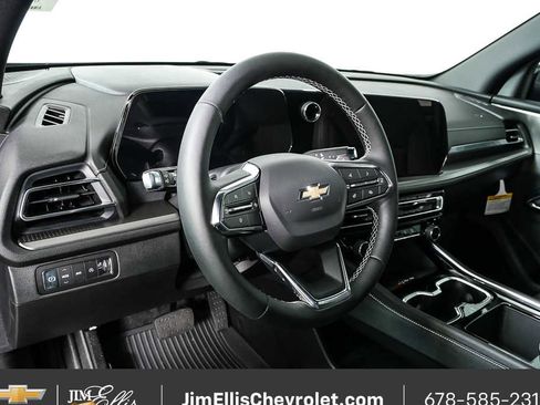 New 2026 Chevrolet Traverse LT w/ Driver Confidence Package AWD/4WD image 4