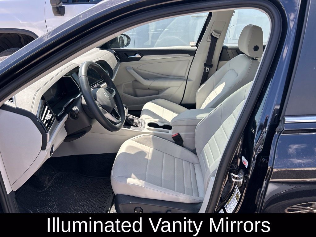 Used 2024 Volkswagen Jetta SE w/ Panoramic Sunroof Package FWD image 15