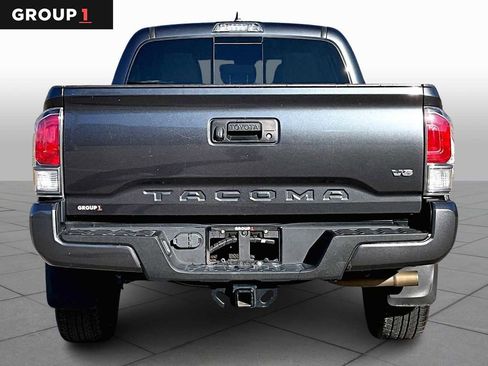 Certified 2022 Toyota Tacoma TRD Sport image 4