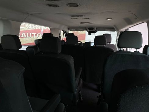 Used 2023 Ford Transit 350 XLT RWD image 25