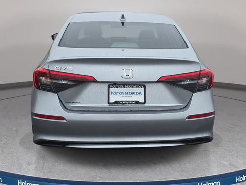 Used 2023 Honda Civic EX image 7