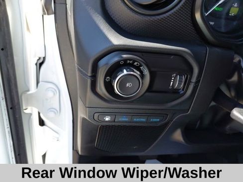 Used 2024 Jeep Wrangler Unlimited Rubicon 4xe AWD/4WD image 14