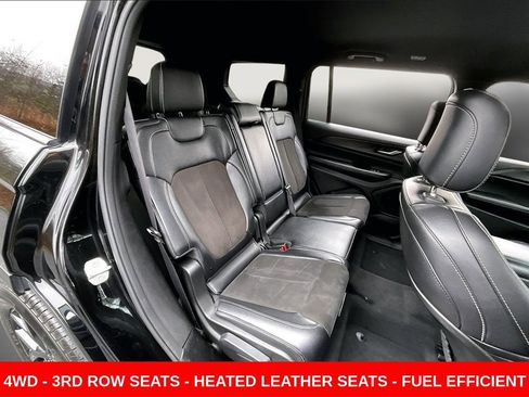 Used 2024 Jeep Grand Cherokee L Laredo image 24