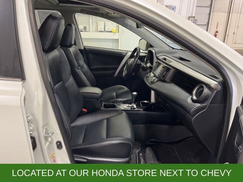 Used 2016 Toyota RAV4 Limited image 26
