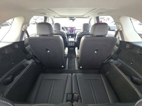 Used 2022 Kia Sorento EX w/ Panoramic Sunroof Package image 14