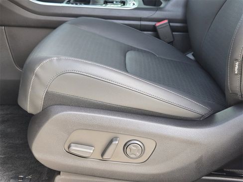 New 2026 Kia Carnival SX Prestige image 17