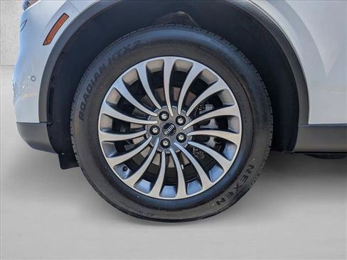 Used 2020 Lincoln Aviator Reserve w/ Equipment Group 201A AWD/4WD image 25