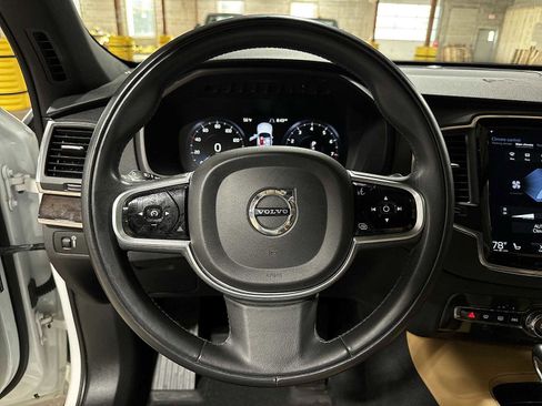 Used 2019 Volvo XC90 T6 Momentum image 19
