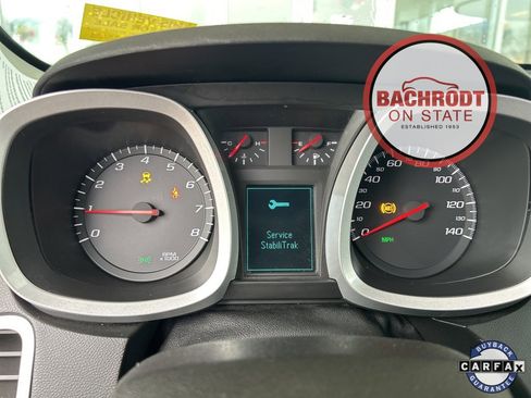 Used 2017 Chevrolet Equinox LT w/ Convenience Package image 10