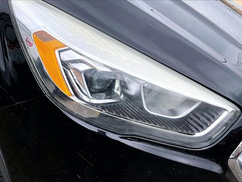 Used 2017 Ford Escape SE w/ SE Leather Comfort Package image 27