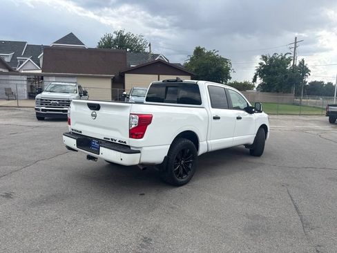 Used 2023 Nissan Titan SV w/ SV Convenience Package AWD/4WD image 6