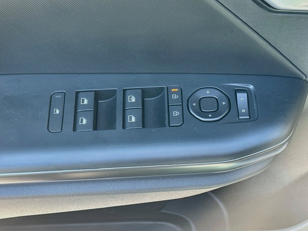 New 2026 Kia K4 FWD image 17