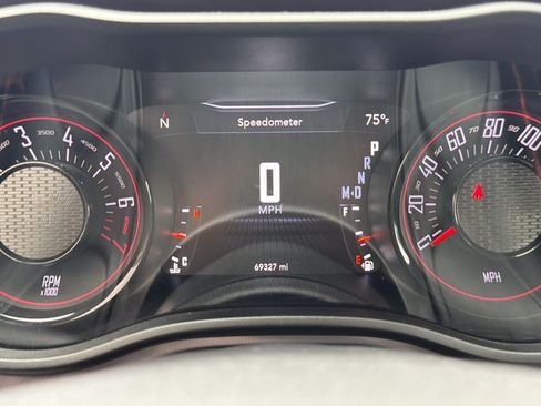Used 2019 Dodge Challenger SXT w/ Driver Convenience Group RWD image 21