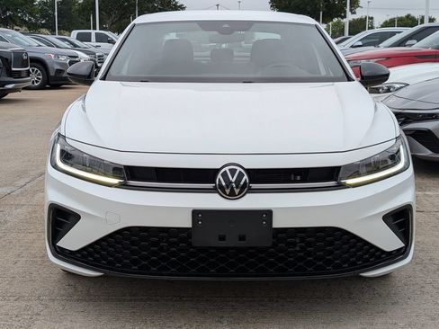 Used 2025 Volkswagen Jetta Sport FWD image 6