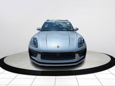 Used 2024 Porsche Macan AWD/4WD image 8