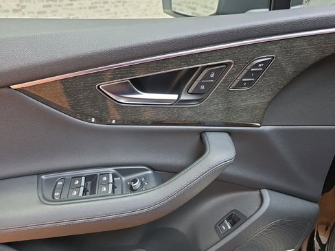 Used 2024 Audi Q7 2.0T Premium Plus image 24