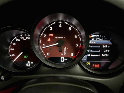 New 2026 Porsche Macan Turbo image 17