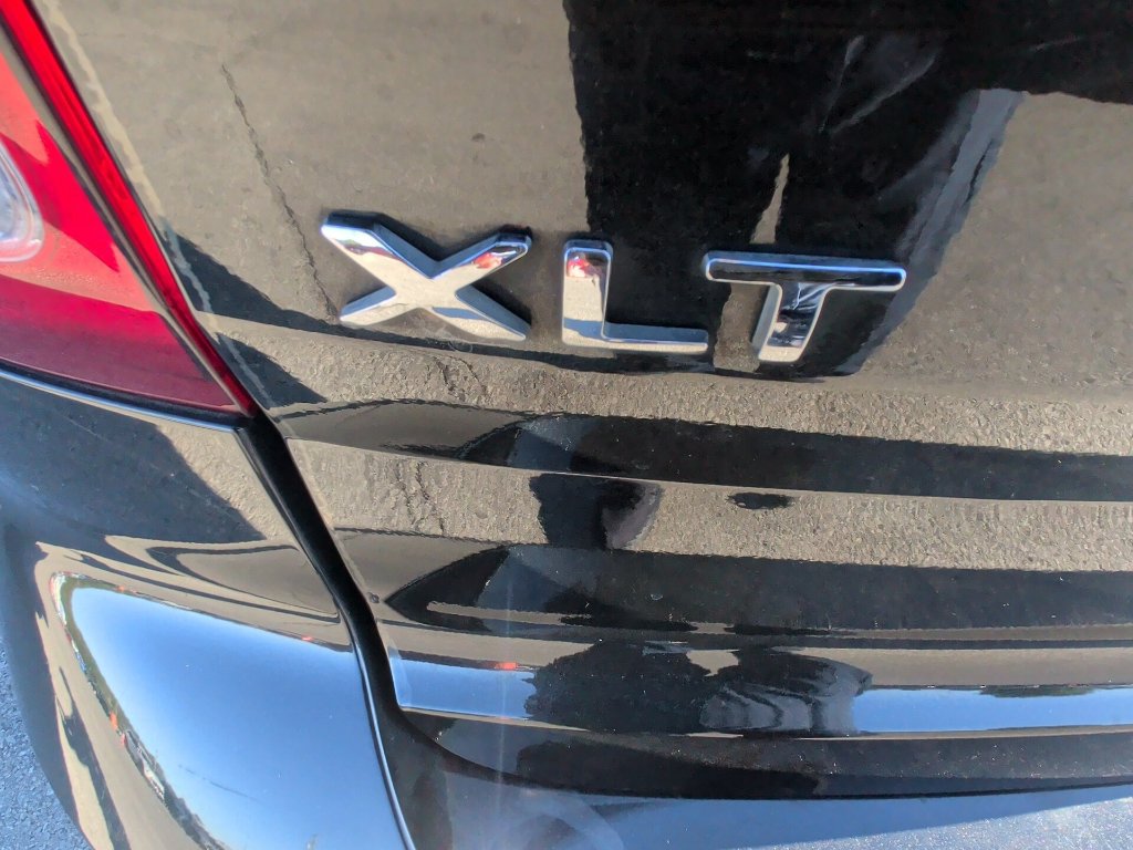 Used 2014 Ford Explorer XLT FWD image 4