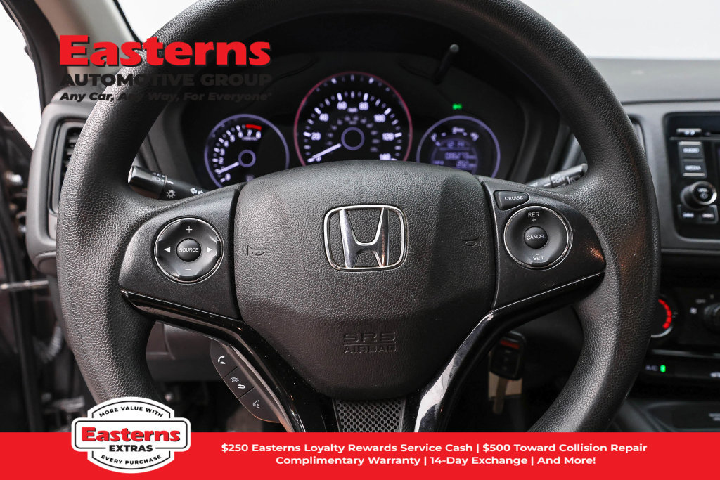 Used 2021 Honda HR-V LX image 11