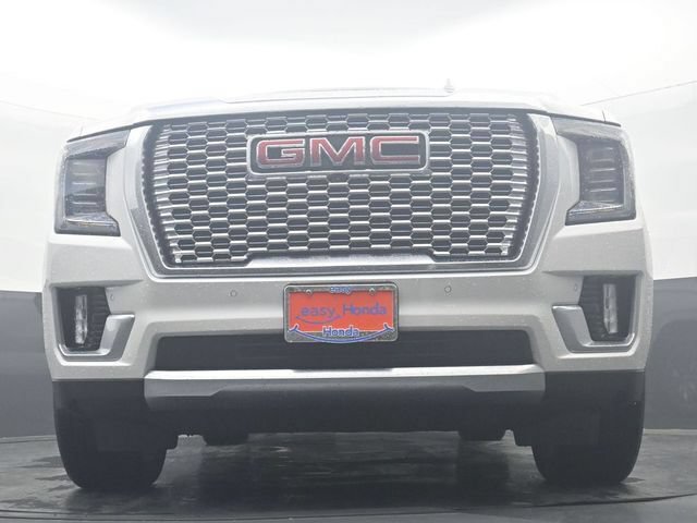 Used 2024 GMC Yukon Denali RWD image 28