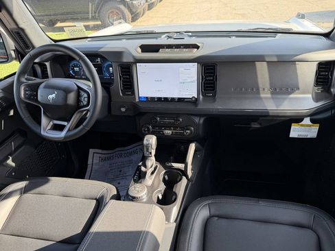 New 2026 Ford Bronco Big Bend w/ Black Diamond Package AWD/4WD image 10