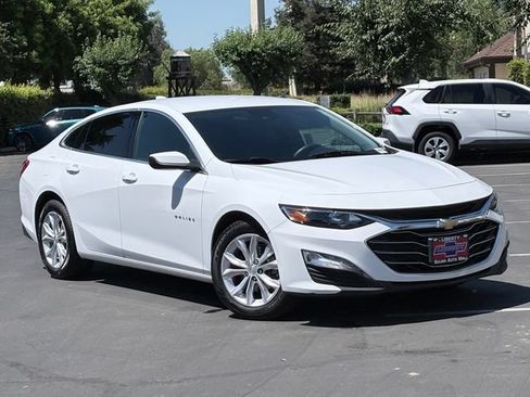 Used 2023 Chevrolet Malibu LT FWD image 2