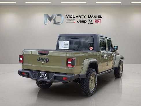 New 2026 Jeep Gladiator Willys AWD/4WD image 5