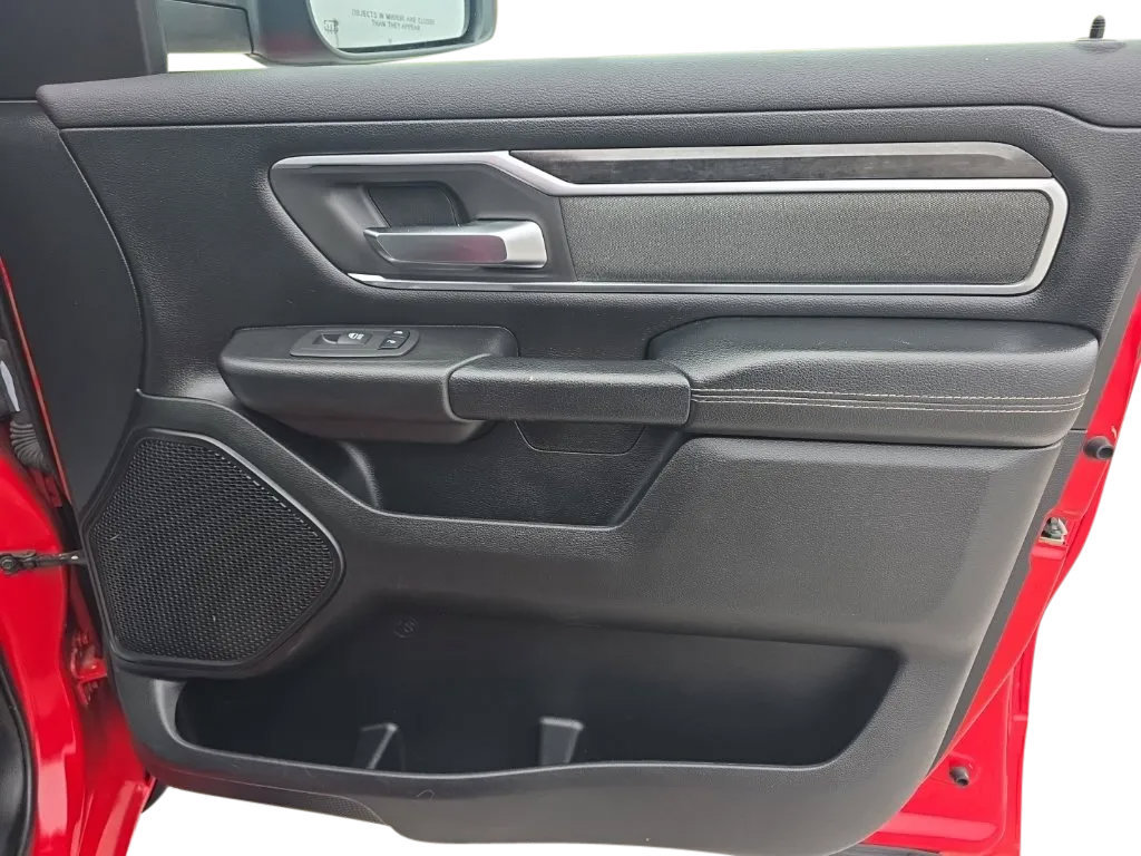 Used 2019 RAM 1500 Big Horn AWD/4WD image 17