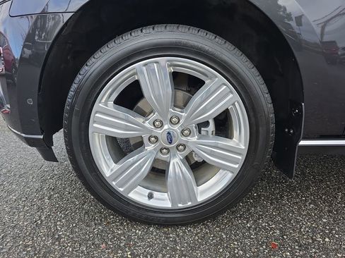 Used 2024 Ford Expedition Max Platinum image 41