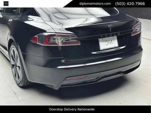 Used 2021 Tesla Model S Long Range image 16
