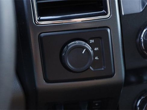 Used 2021 Ford F250 XLT w/ XLT Value Package image 13