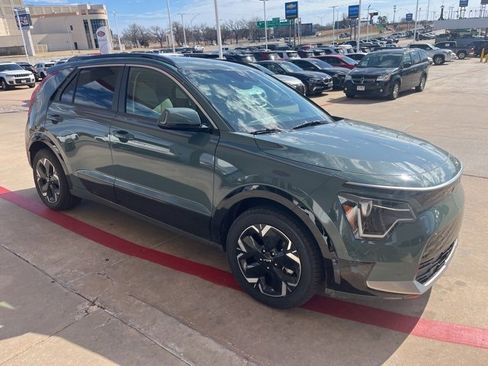 Used 2023 Kia Niro Wind image 4