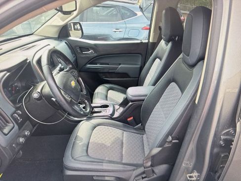 Used 2020 Chevrolet Colorado Z71 image 6