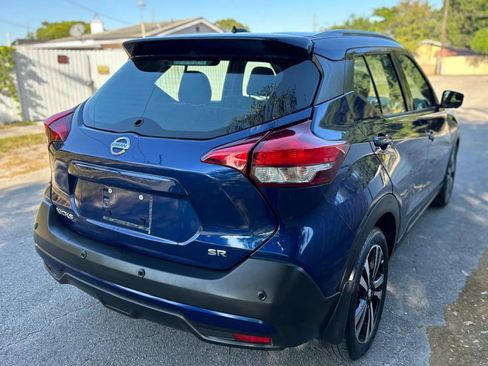 Used 2020 Nissan Kicks SR image 4