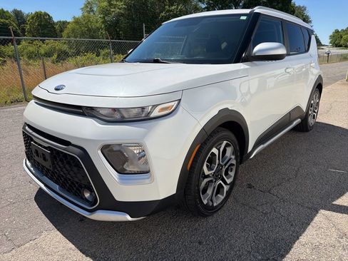 Used 2020 Kia Soul X-Line FWD image 6
