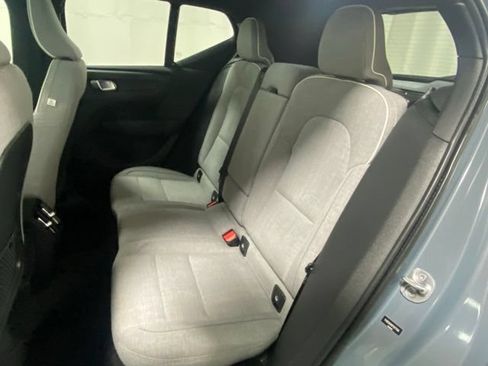 Used 2023 Volvo XC40 Recharge Ultimate AWD/4WD image 14