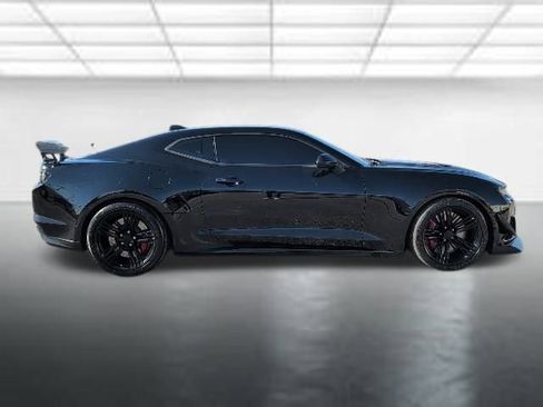 Used 2021 Chevrolet Camaro ZL1 image 35