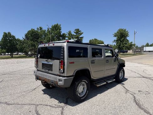 Used 2004 HUMMER H2 w/ Preferred Equipment Group AWD/4WD image 4