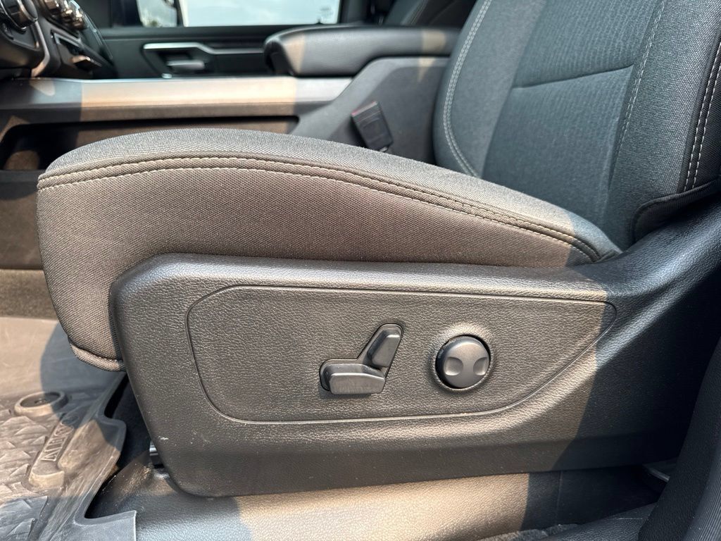 Used 2024 RAM 1500 Big Horn AWD/4WD image 24