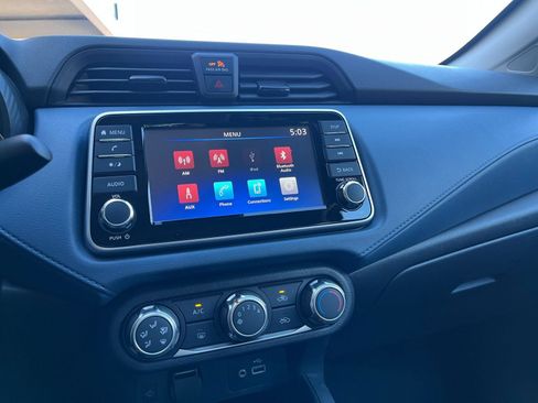 Used 2025 Nissan Versa SV FWD image 19