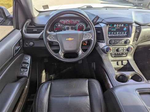 Used 2020 Chevrolet Suburban LS image 22